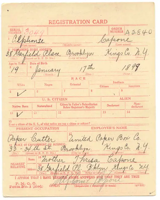 Completed First World War draft registration card filled out in ink.