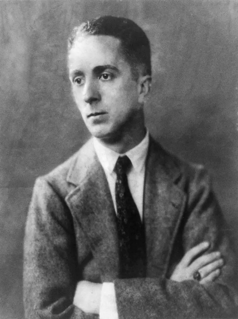 Photographic portrait of Norman Rockwell as a young man in 1921.