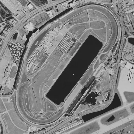 USGS aerial orthophoto showing the tri-oval of Daytona International Speedway from directly above.