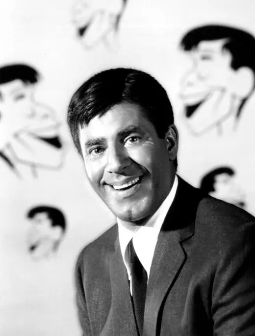 Network publicity portrait of a comedian in 1973.