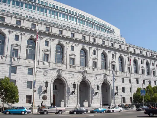 Street view of the granite courthouse in San Francisco's Civic Center housing the Supreme Court of California.