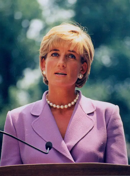 Diana at a Red Cross event in June 1997.