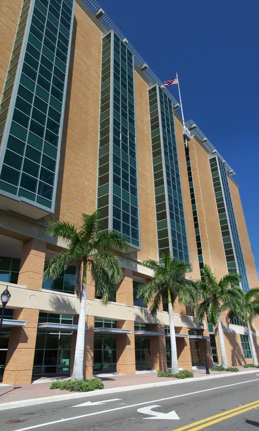 The Manatee County Judicial Center in Bradenton, Florida, seen from street level.