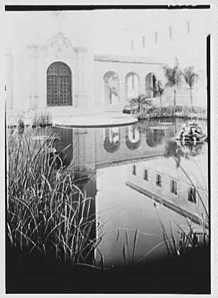 The Sarasota County courthouse photographed in 1931 by Samuel H. Gottscho.
